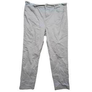 Pre Loved Style & Co. Denim Women's Size 12PS Light Blue Straight Leg Pants